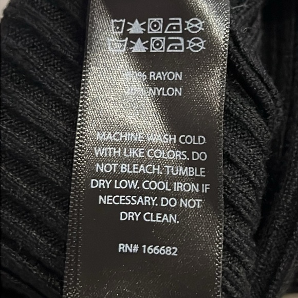 NWT House of Harlow 1960 Women's Rib Knit Bralette Black Top size M - Picture 6 of 7